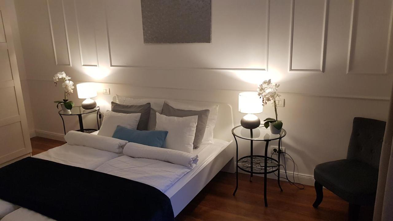 Goldsmith Apartment Boedapest Buitenkant foto